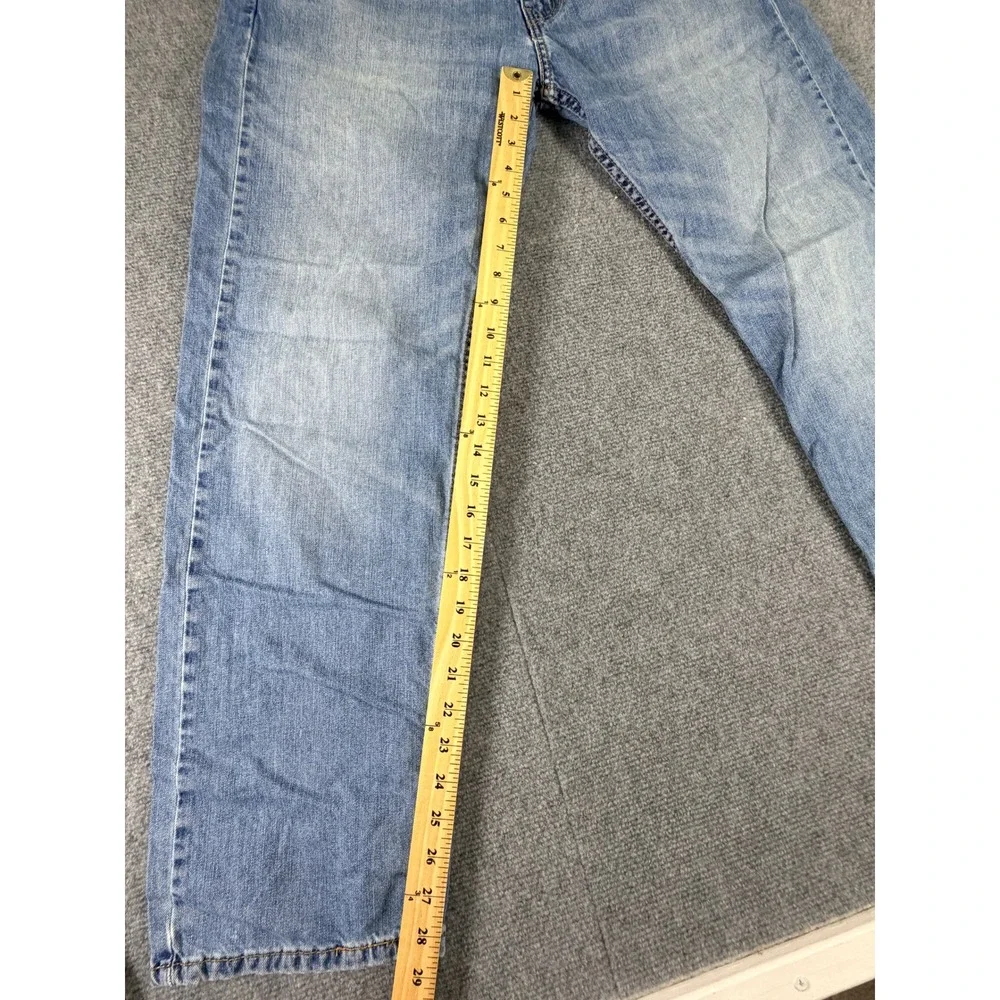 Levis 505 Regular Fit Light Wash Blue Denim Jeans Mens 36x32 (Measures 36x28)